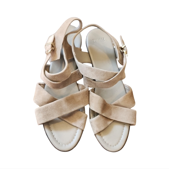 Elegant Tan / Taupe Suede Platform Sandals Made In ITALY by FRAU - Picture 3 of 7